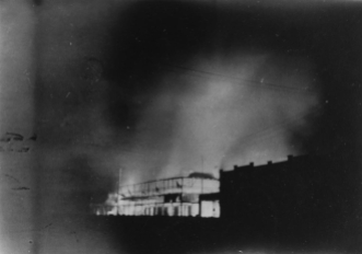 North Gregory Hotel Winton burning down in 1946